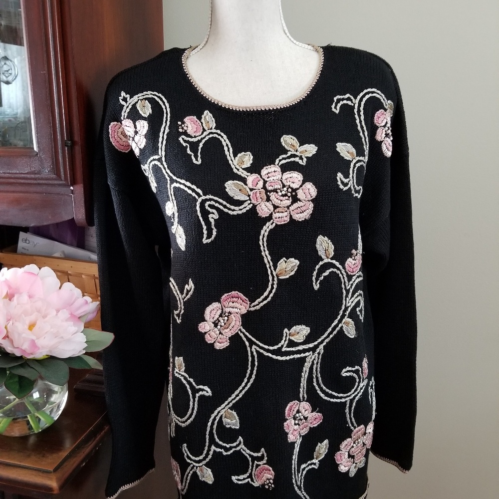 Carly Saint Clair Women's Medium sweater#1511